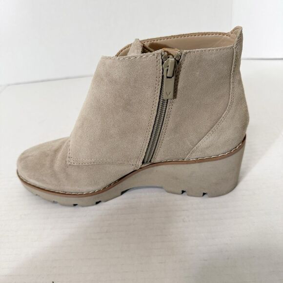 Vionic Women’s Abby Suede Leather Tan Wedge Comfort Bootie Size 6.5 - Picture 8 of 9